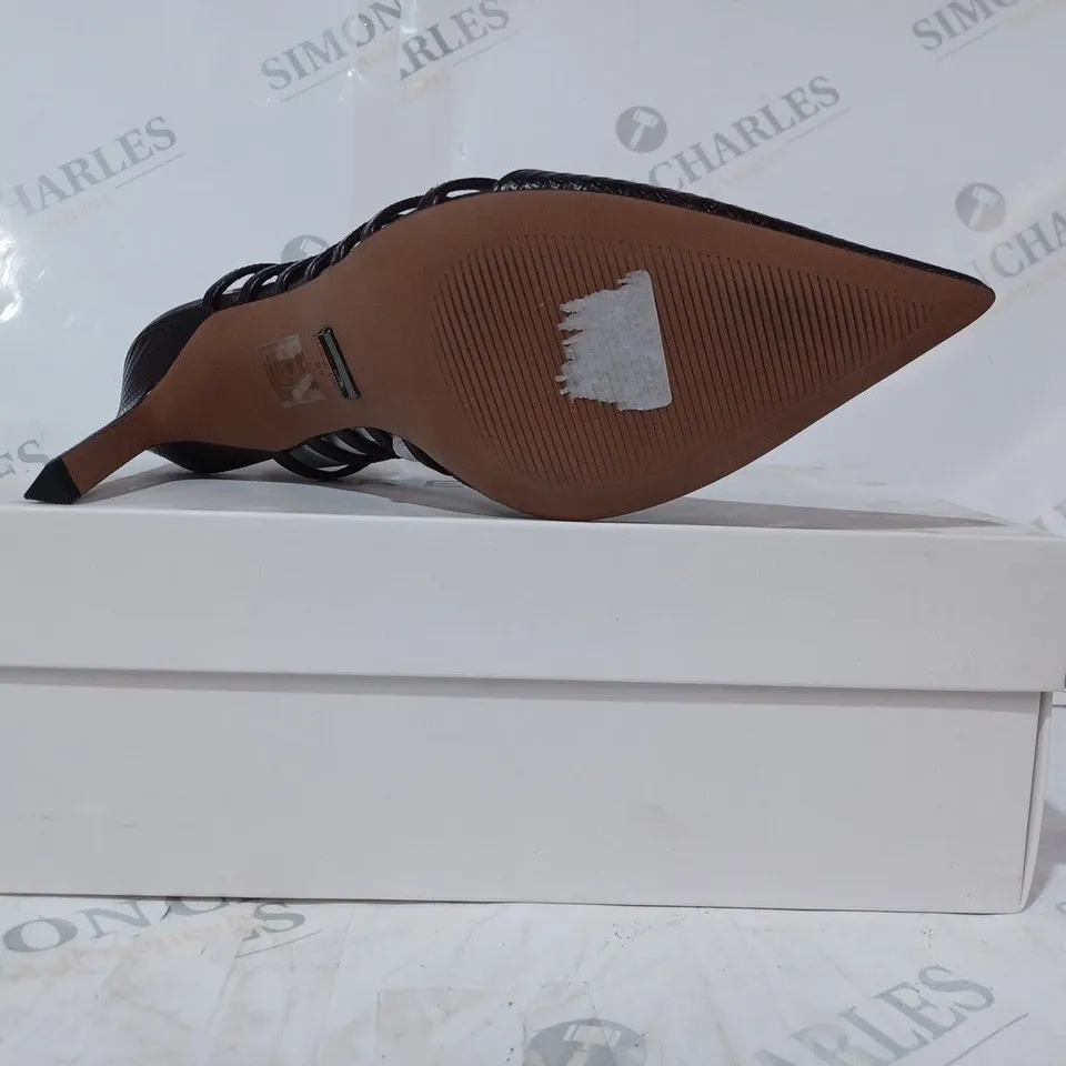 BOXED PAIR OF REISS DAPHNE SLINGBACK HEELS IN POMEGRANATE SIZE 6