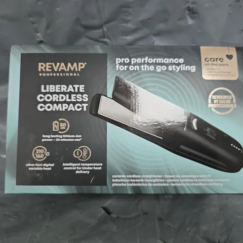 BOXED REVAMP LIBERATE CORDLESS COMPACT STRAIGHTENER ST-1700X-EU2