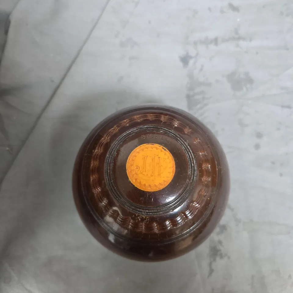 WOODEN DECORATIVE CROWN GREEN BOWL BIAS NO.1