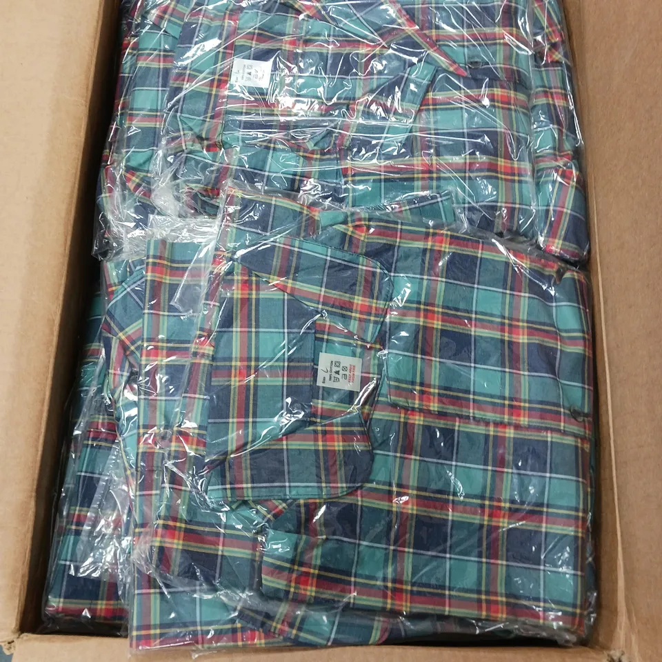 APPROXIMATELY 60 CHECK NIGHT SHIRTS IN GREEN SIZE L