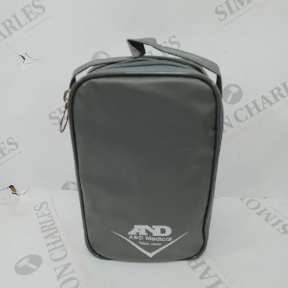 BOXED AND BLOOD PRESSURE MONITOR UA-767S-W