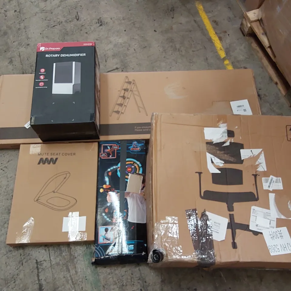 PALLET OF ASSORTED ITEMS INCLUDING: OFFICE CHAIR, ROTARY DEHUMIDIFIER, STEP LADDER, CHILDREN'S ARCHERY SET, TOILET SEAT