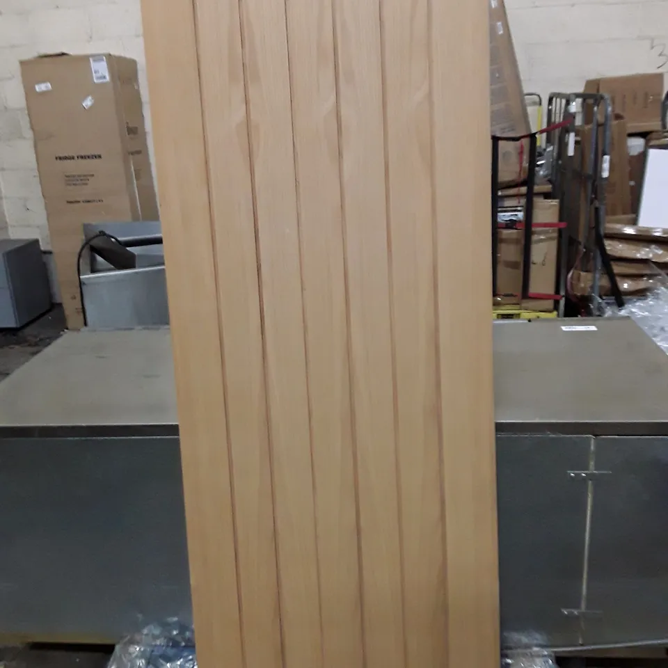 MOULDED VERTICAL 5 PANEL INTERNAL DOOR 1981×762×35MM