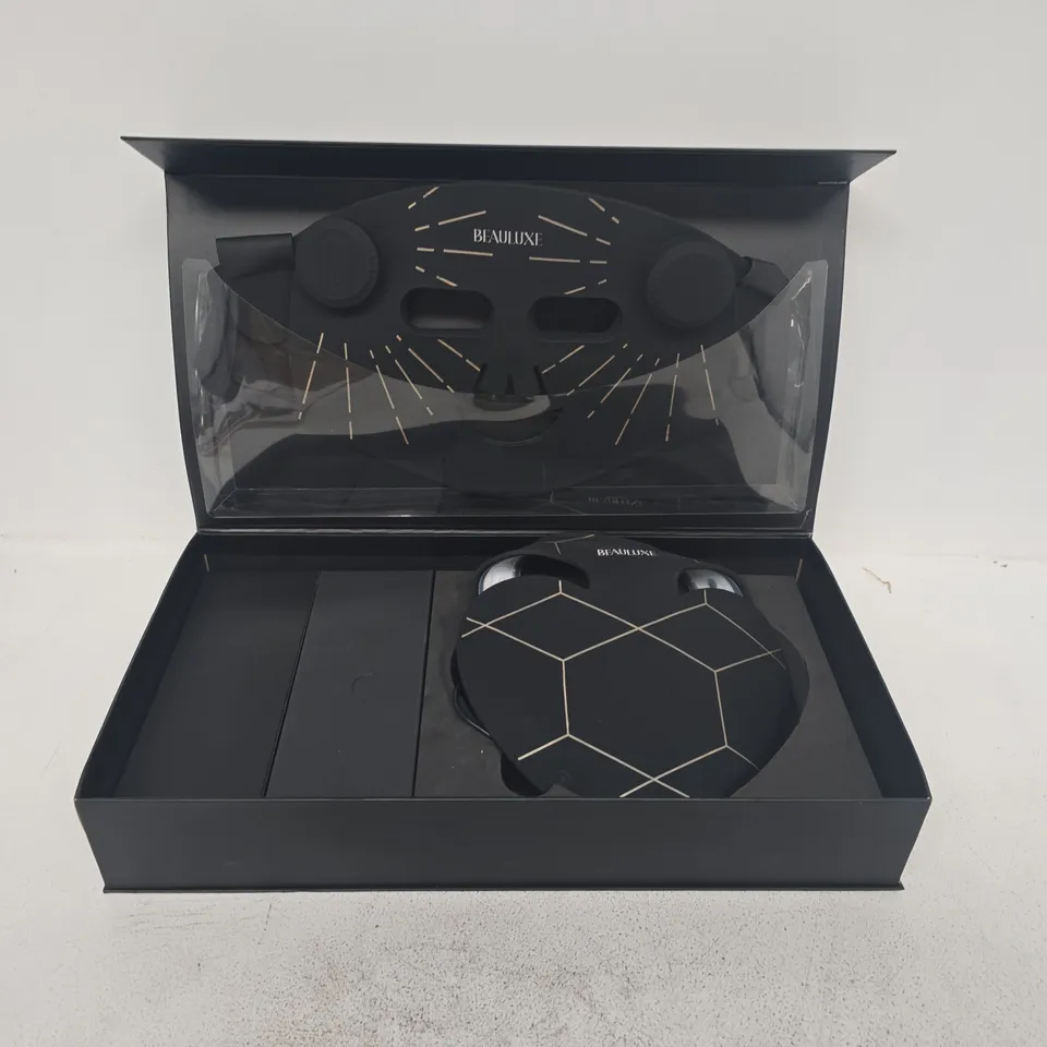 BOXED BEAULUXE WIRELESS LED THERAPY FACE & NECK MASK