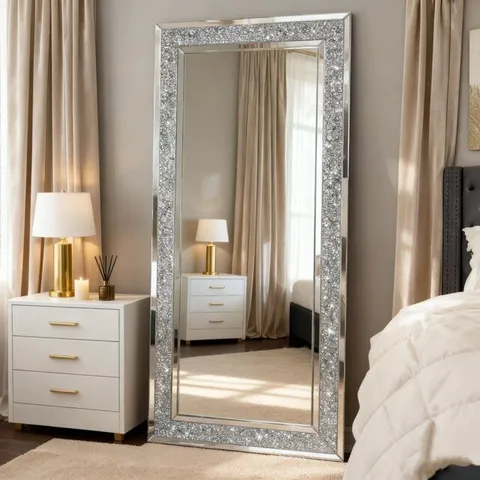 BOXED CASMER WOOD FRAMED FULL LENGTH MIRROR IN SILVER