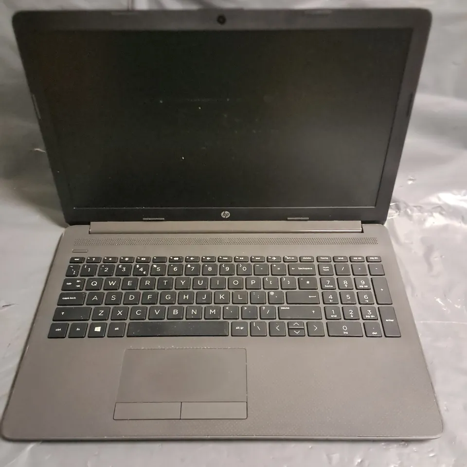 UNBOXED HP 255 G7 LAPTOP IN GREY