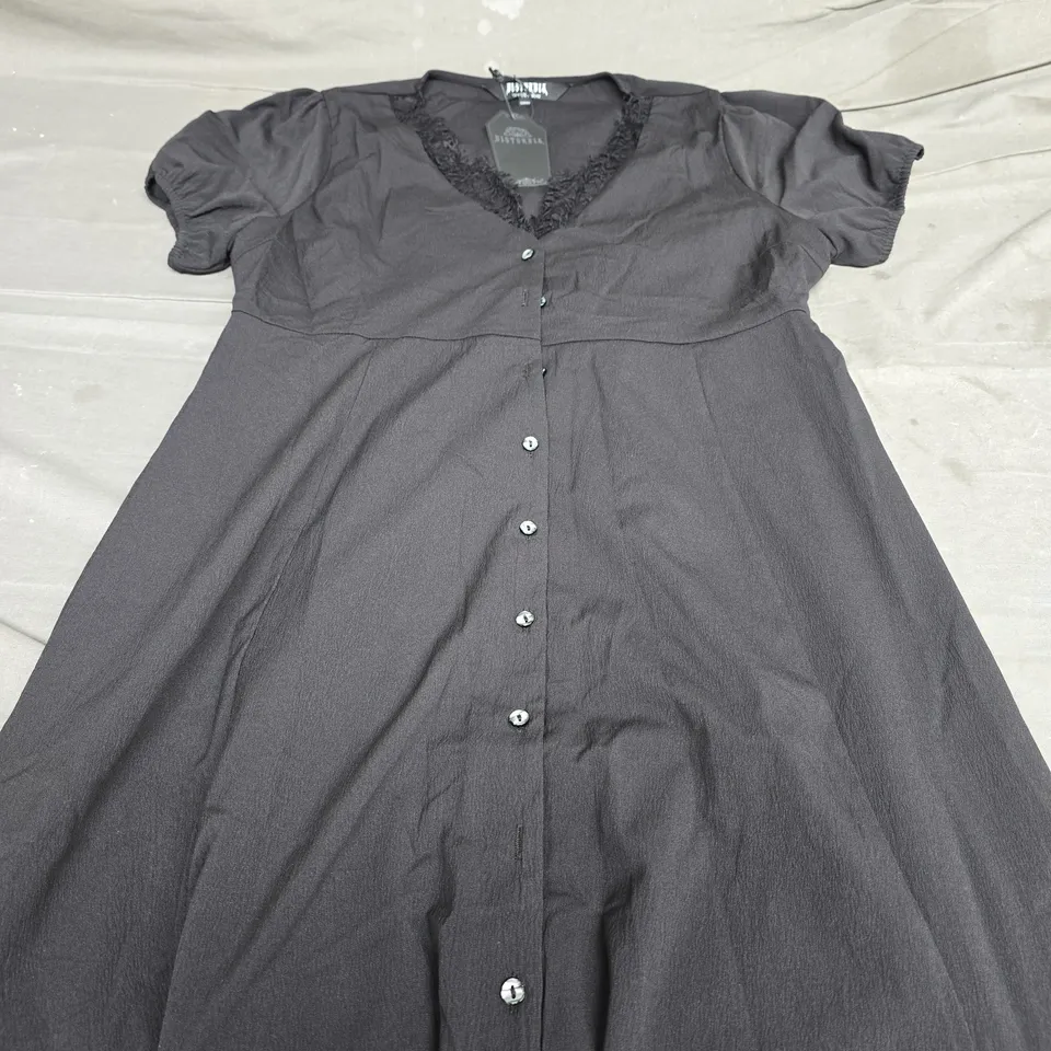 DISTURBIA TAISSA FLORAL LACE BUTTON UP MIDAXI DRESS - SIZE 14