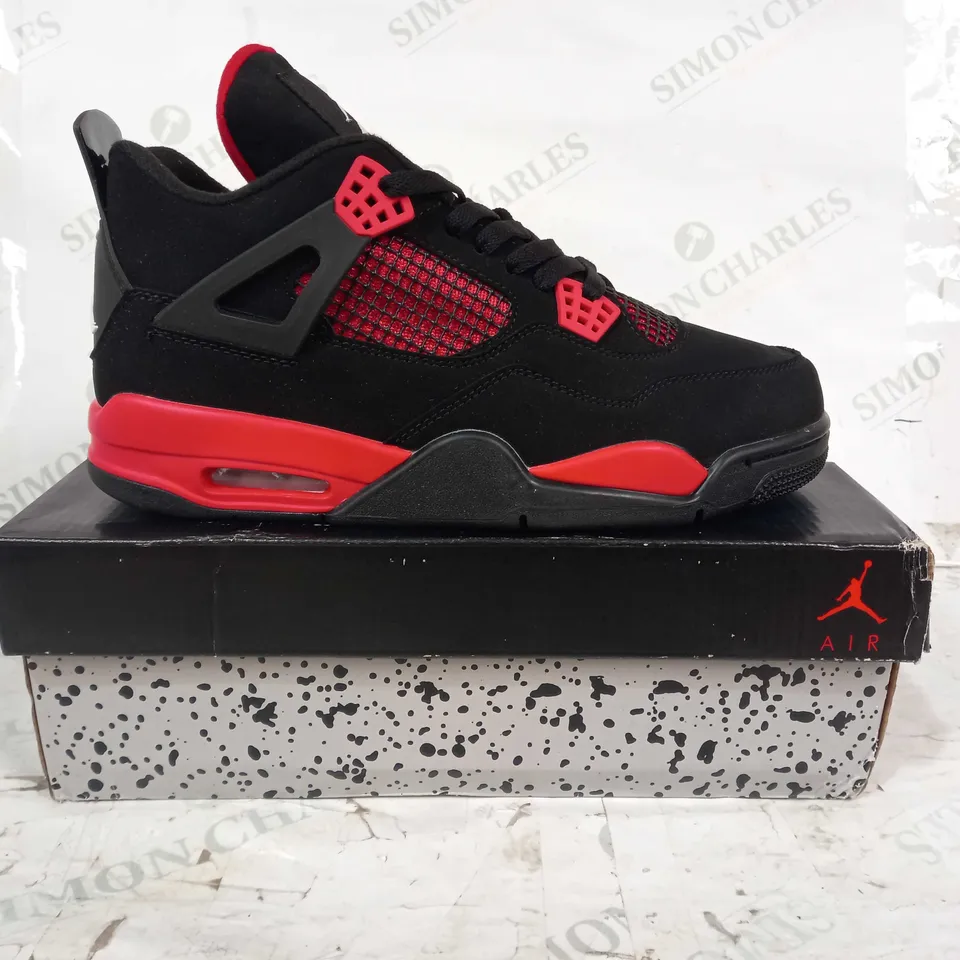 BOXED PAIR OF NIKE AIR JORDAN SHOES IN BLACK/RED UK SIZE 8