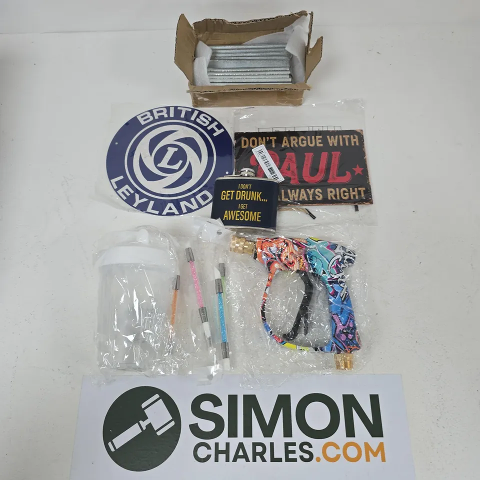 TOTE OF ASSORTED HOUSEHOLD ITEMS TO INCLUDE; NOVELTY SIGNS, WEIGHTED VEST PLATES, WATER BOTTLE. 