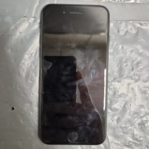 APPLE IPHONE SMARTPHONE - MODEL UNSPECIFIED