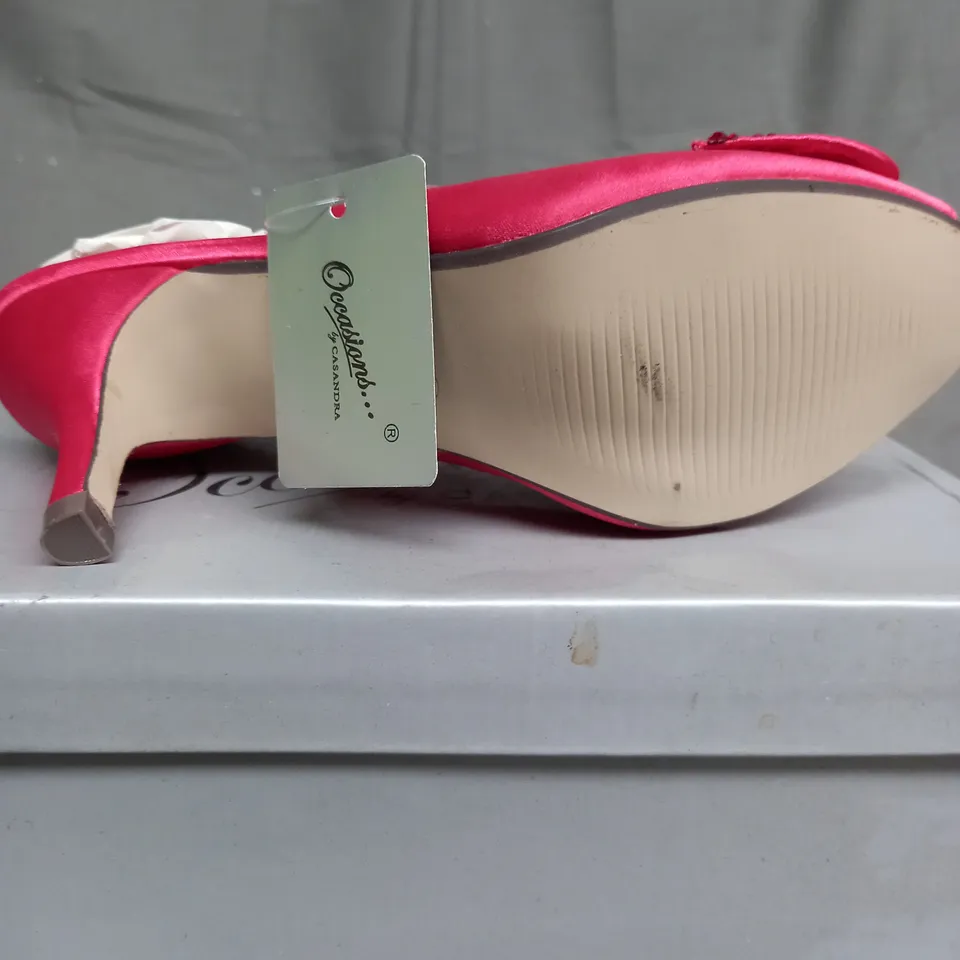 BOX OF 12 PAIR OF HIGH HEELED SHOES TO INCLUDE FUCHSIA & IVORY 