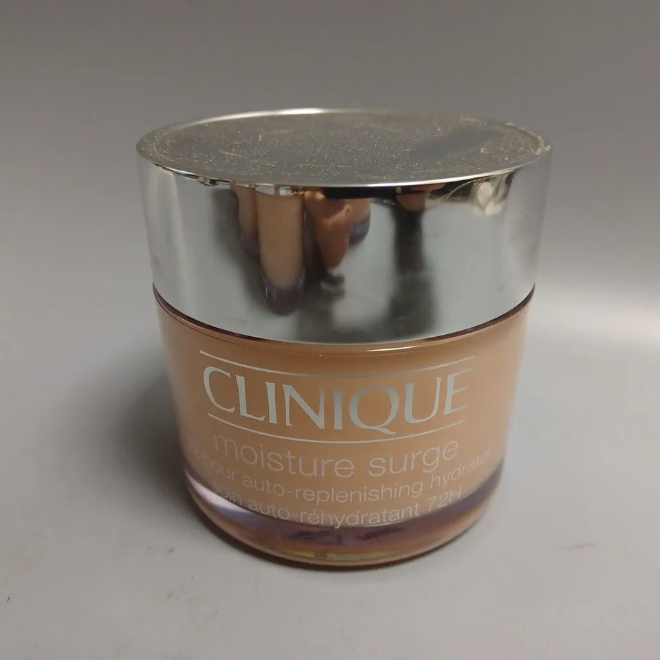 CLINIQUE MOISTURE SURGE 72-HOUR AUTO-REPLENISHING HYDRATOR (200ml)