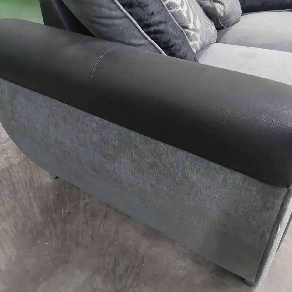 DESIGNER TWO SEATER SOFA BLACK FAUX LEATHER & GREY FABRIC WITH SCATTER CUSHIONS 