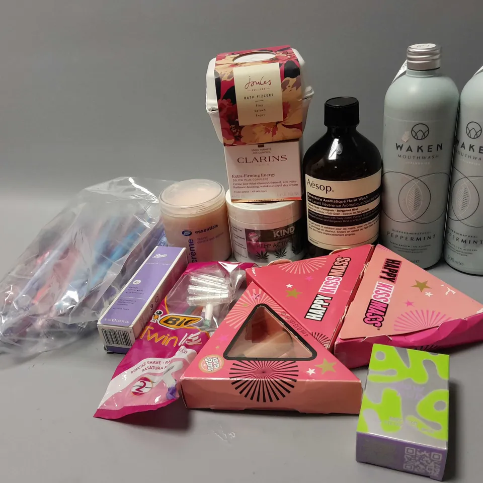 LOT OF BEAUTY ITEMS TO INCLUDE CLARINS EXTRA FIRMING ENERGY, ETC