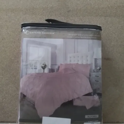 BRAND NEW GAVENO CAVAILIA KINGSIZE DUVET COVER SET - ALFORD PINK