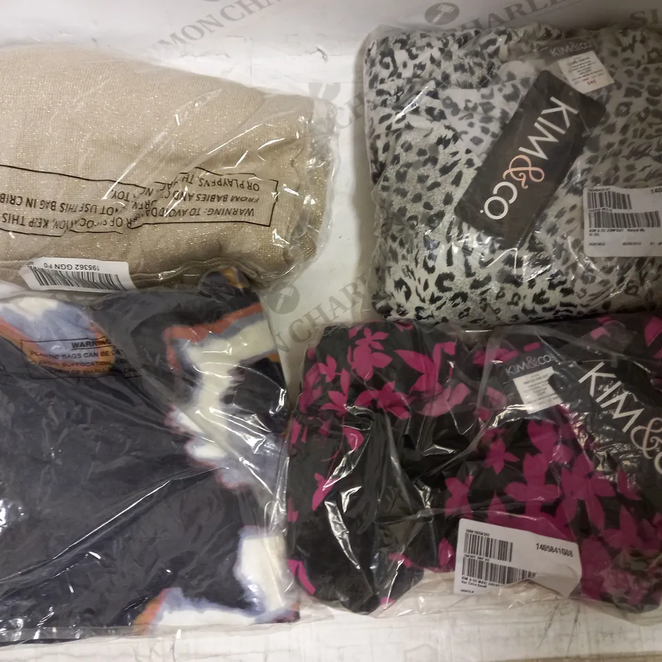 LOT OF 11 BRAND NEW CLOTHING ITEMS IN ASSORTED SIZES