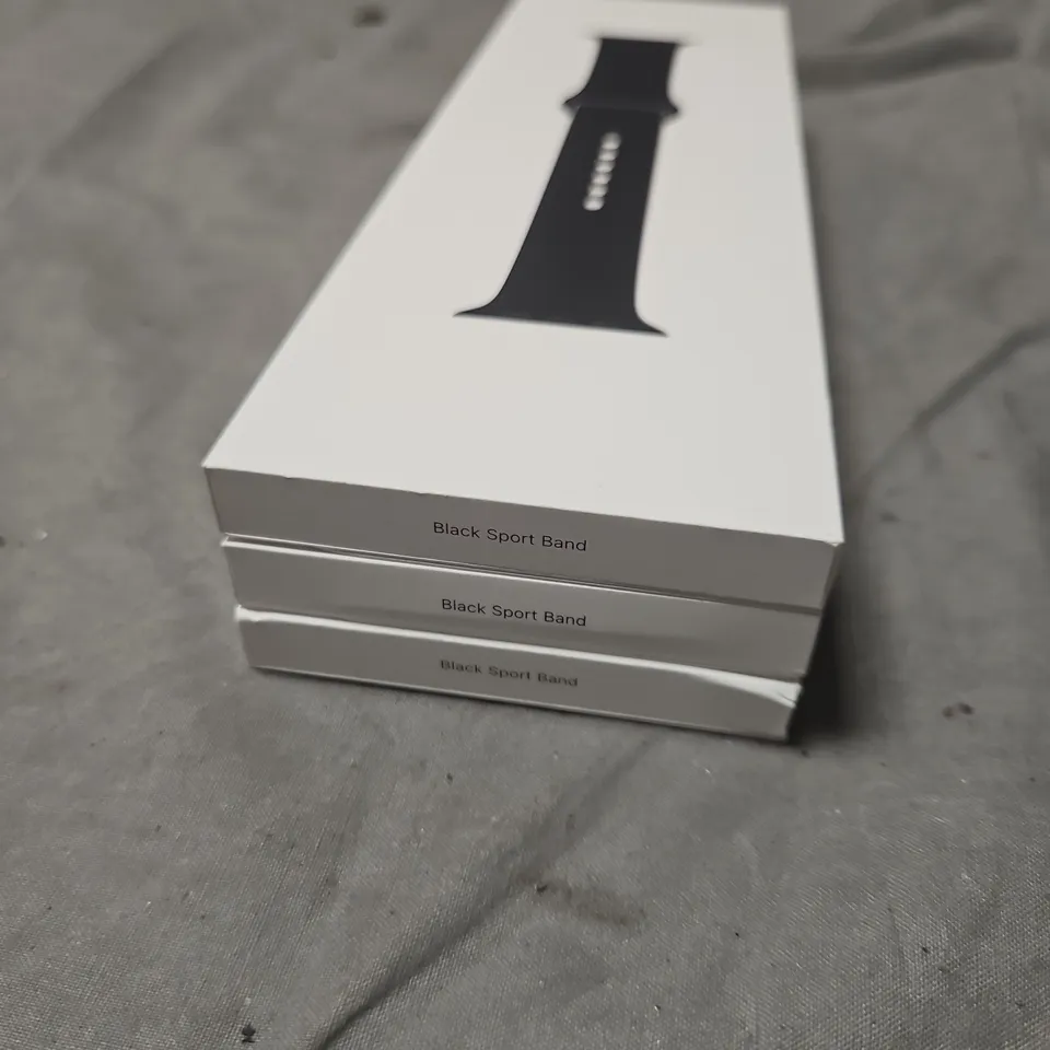 APPLE WATCH BLACK SPORT BAND – SET OF 3 (42MM/46MM SIZES)