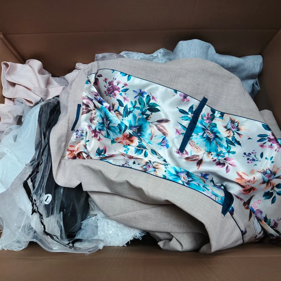 LARGE BOX OF APPROXIMATELY 25 ASSORTED CLOTHING ITEMS IN VARIOUS COLOURS, STYLES AND SIZES - COLLECTION ONLY