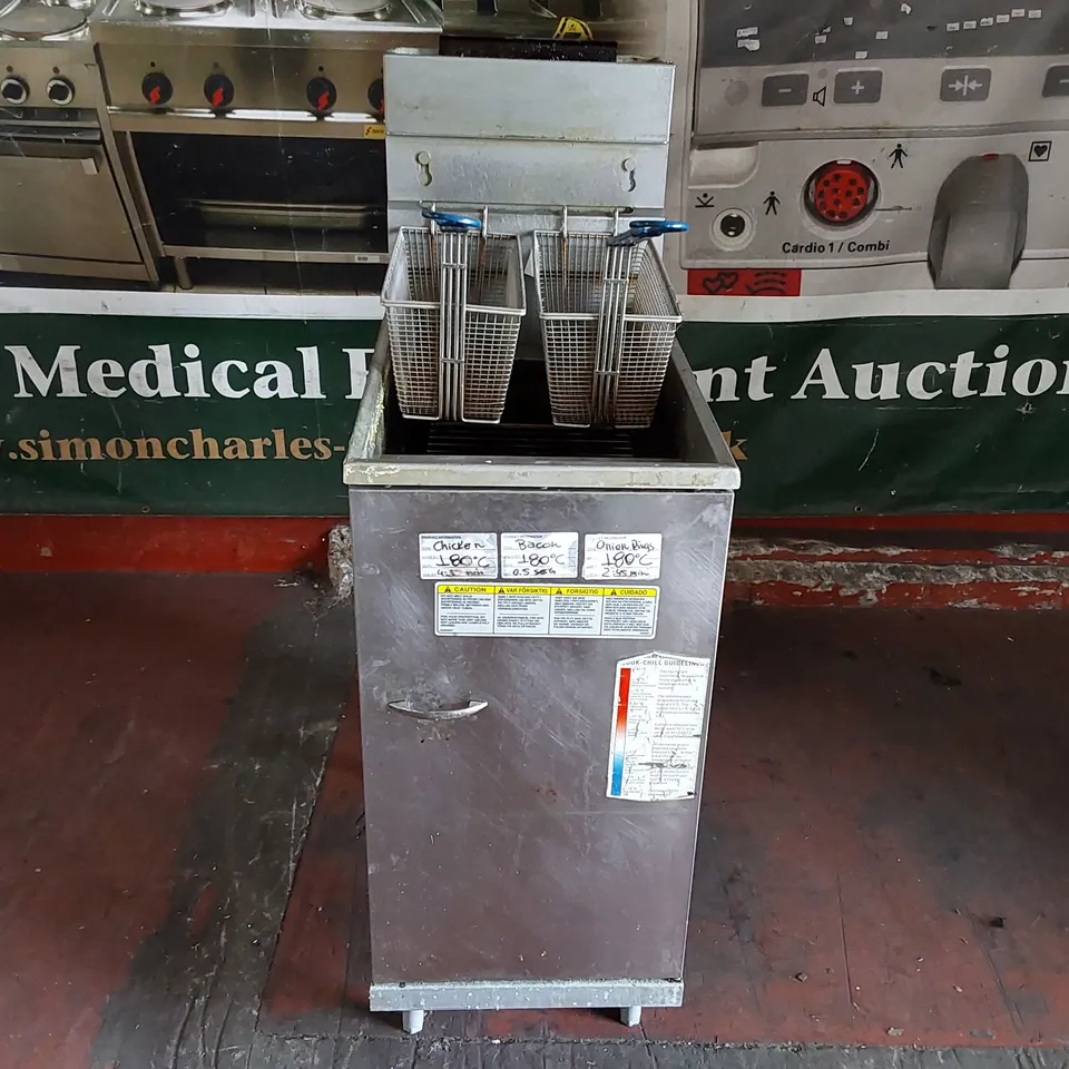 PITCO 35C+ S COMMERCIAL GAS FRYER