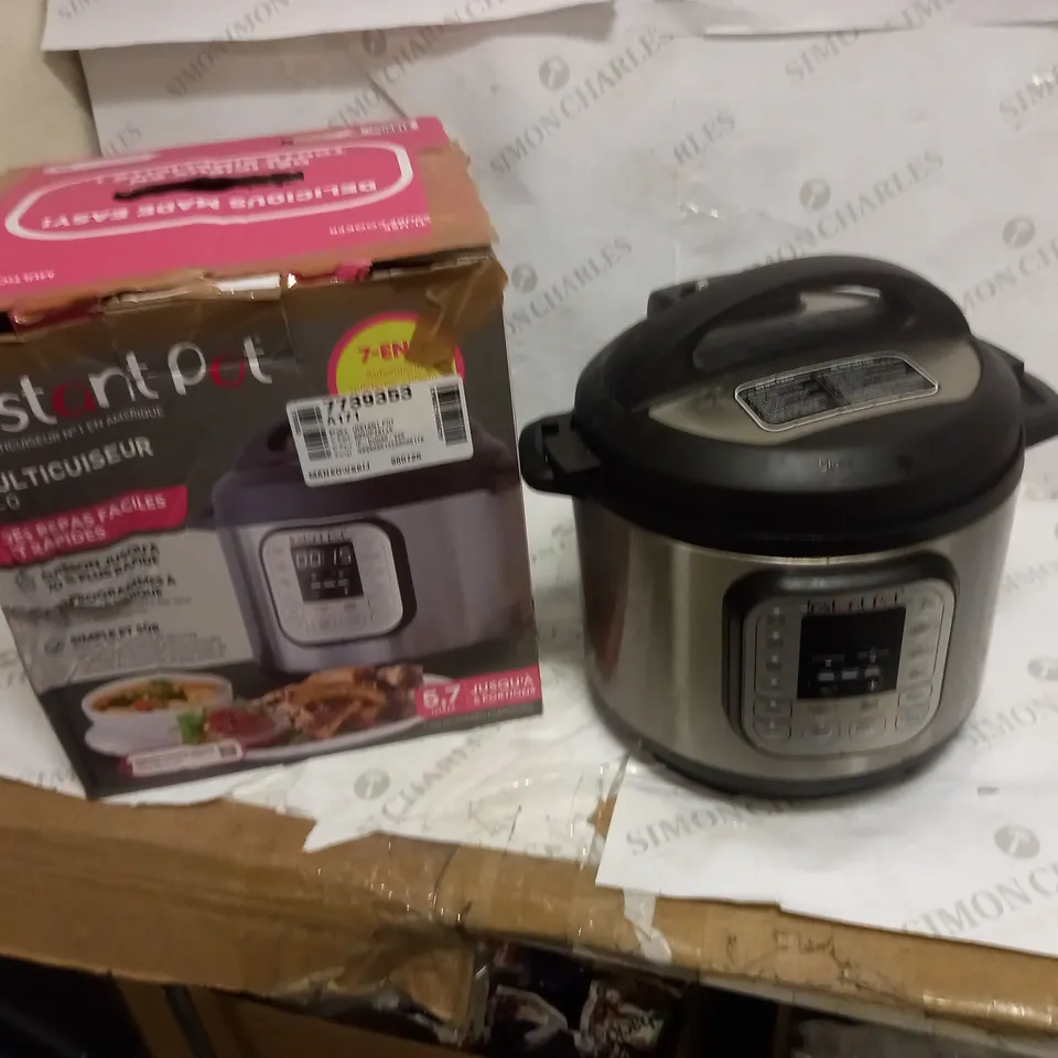 INSTANT POT DUO SMART PRESSURE COOKER