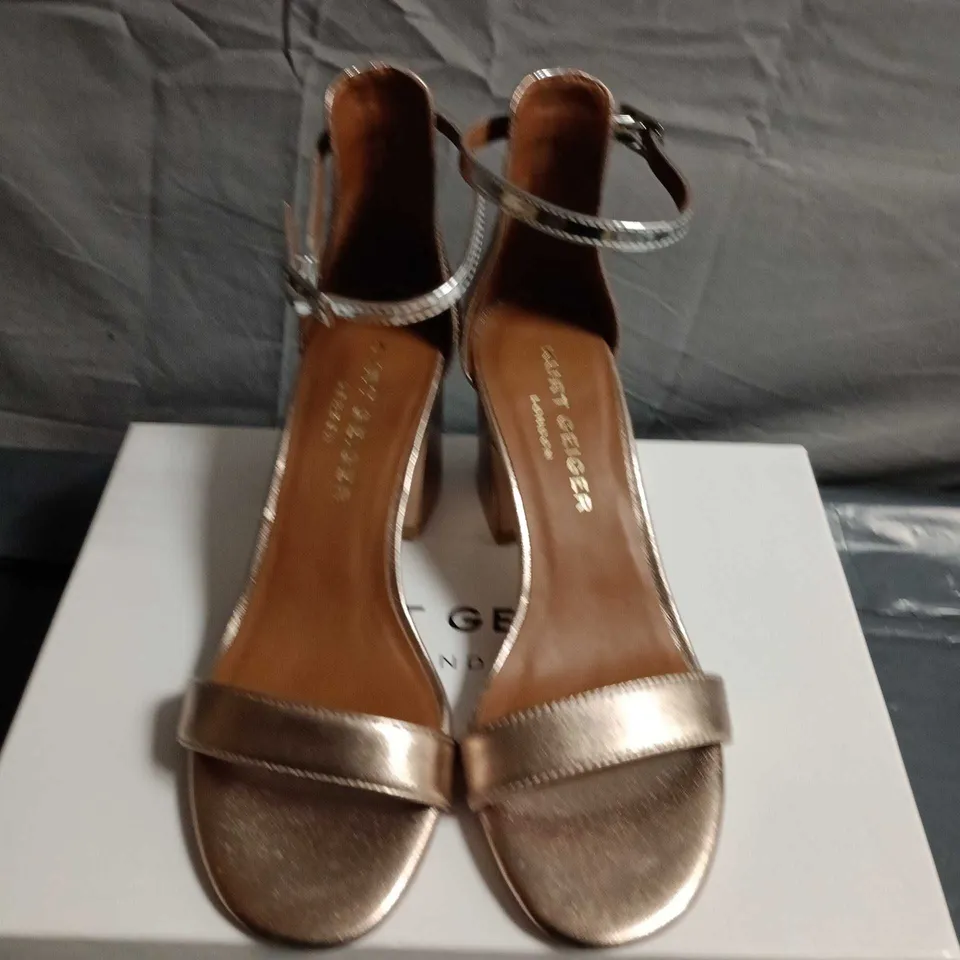 KURT GEIGER LONDON ROSE GOLD LEATHER SANDALS, ANKLE STRAP – WOMEN'S - SIZE 37