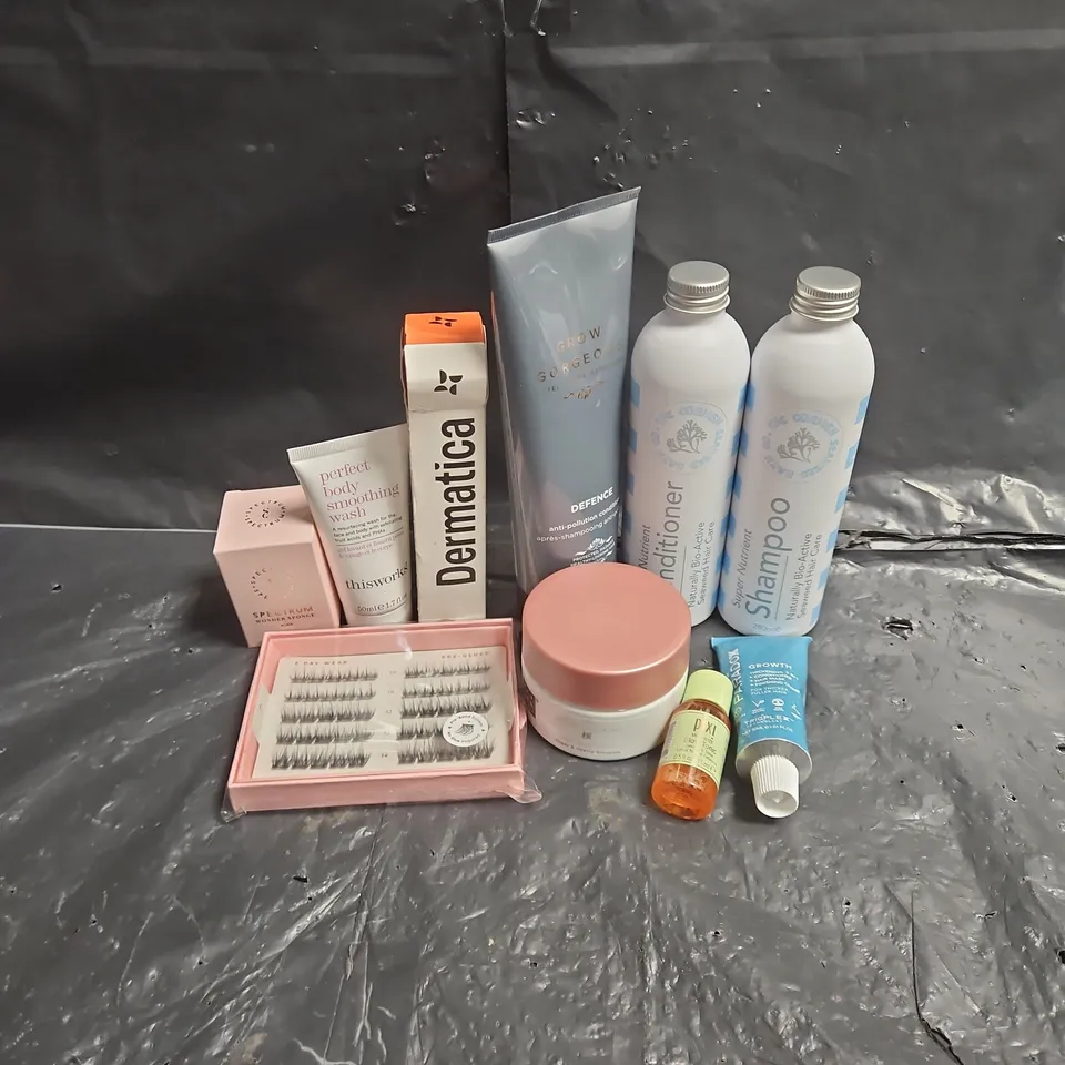 APPROXIMATEY 20 ASSORTED HEALTH AND BEAUTY PRODUCTS TO INCLUDE - GROW GORGEOUS DEFENCE CONDITIONER - RITUALS SUGAR BODY POLISH - LOLA'S LASHES FALSE LASH CLUSTERS - ETC