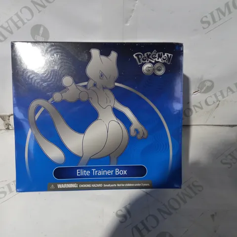 POKΓMON TRADING CARD GAME POKΓMON GO ELITE TRAINER BOX