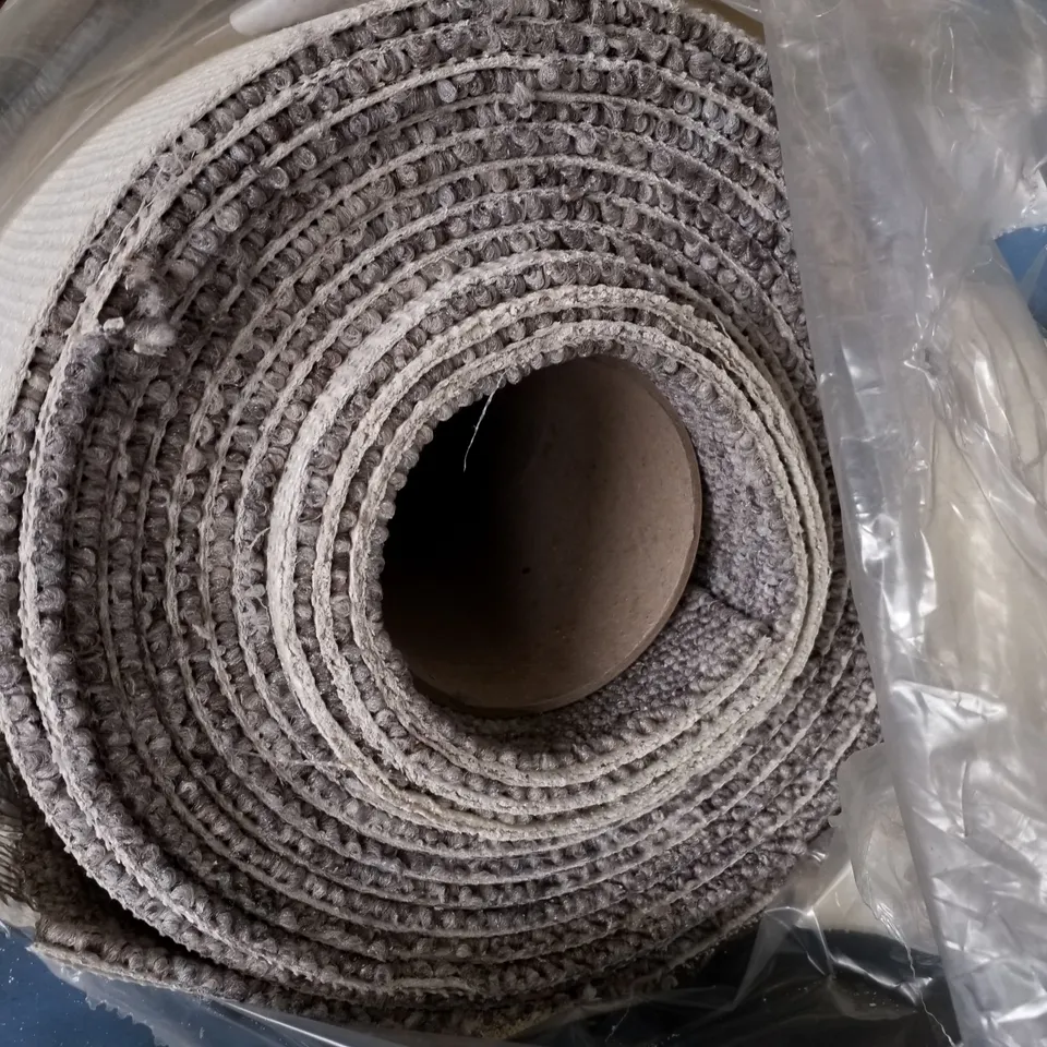 ROLL OF QUALITY B.GALA SB 91 FIELDSTONE CARPET APPROXIMATELY 7×4M