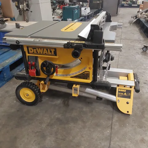 DEWALT DWE7492 250MM PORTABLE TABLE SAW 2000W 240V WITH DEWALT DE7400 HEAVY DUTY STAND