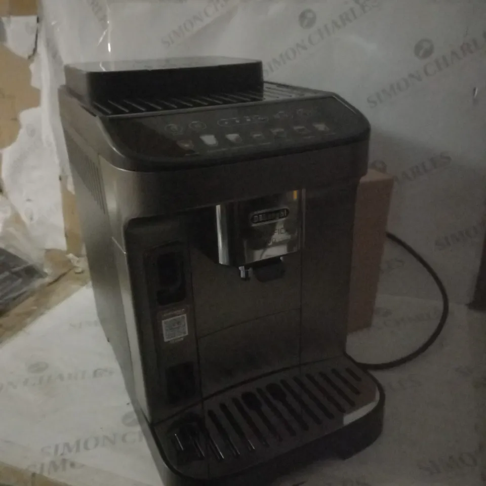DELONGHI BEAN TO CUP ECAM290.83 MAGNIFICA EVO COFFEE MACHINE RRP £679