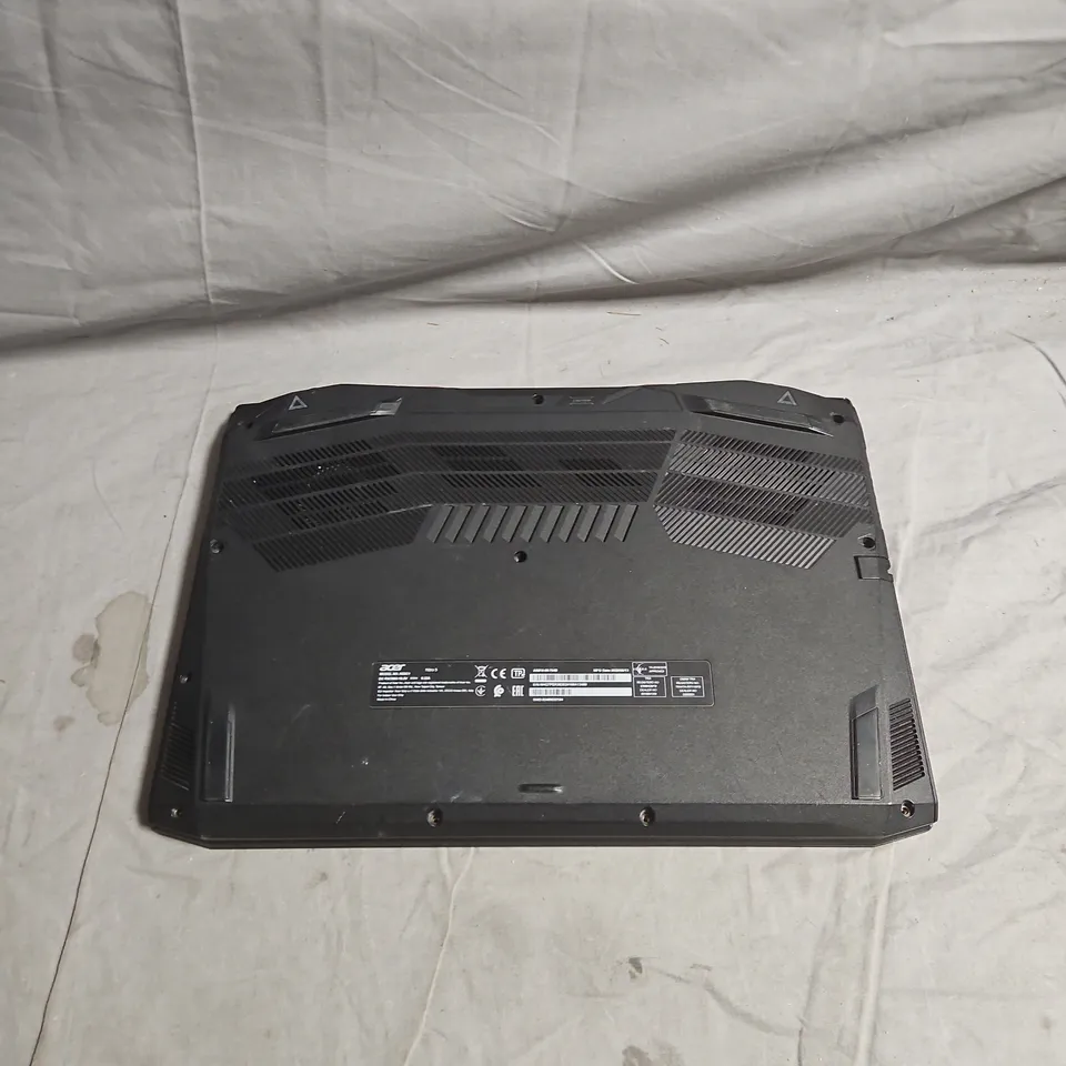 ACER NITRO 5 GAMING LAPTOP – BLACK