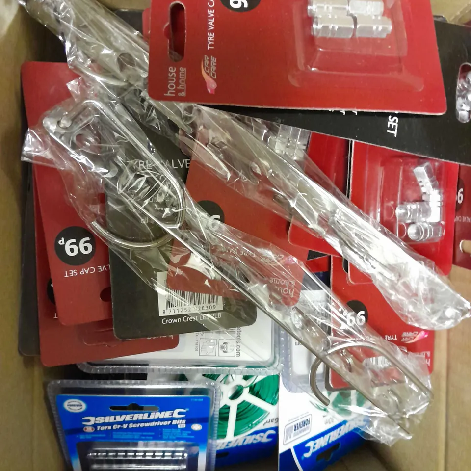 BOX OF APPROX 20 ASSORTED HOUSEHOLD ITEMS TO INCLUDE SILVERLINE GARDEN WIRE, MAGIC HANGARS, SILVERLINE TORX CR-V SCREWDRIVER BITS 