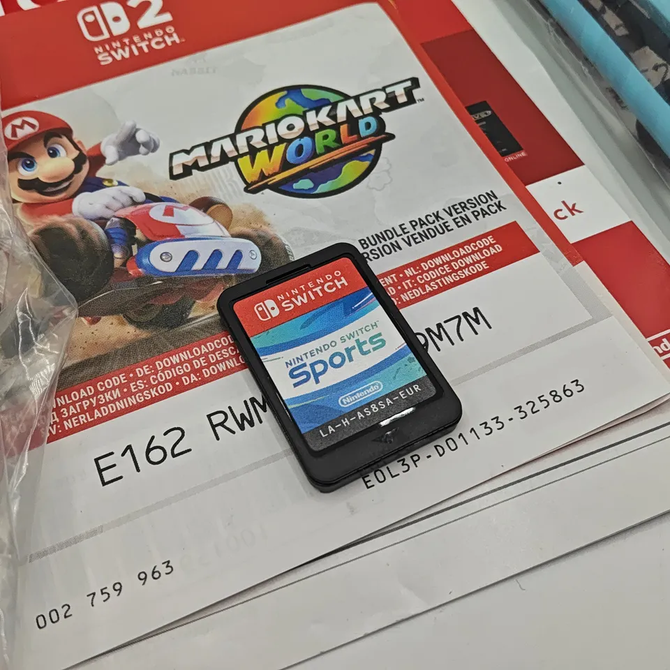 NINTENDO SWITCH 2 HANDHELD GAMES CONSOLE WITH ACCESSORIES AND ALL-IN-ONE CARRY CASE AND 1 GAME