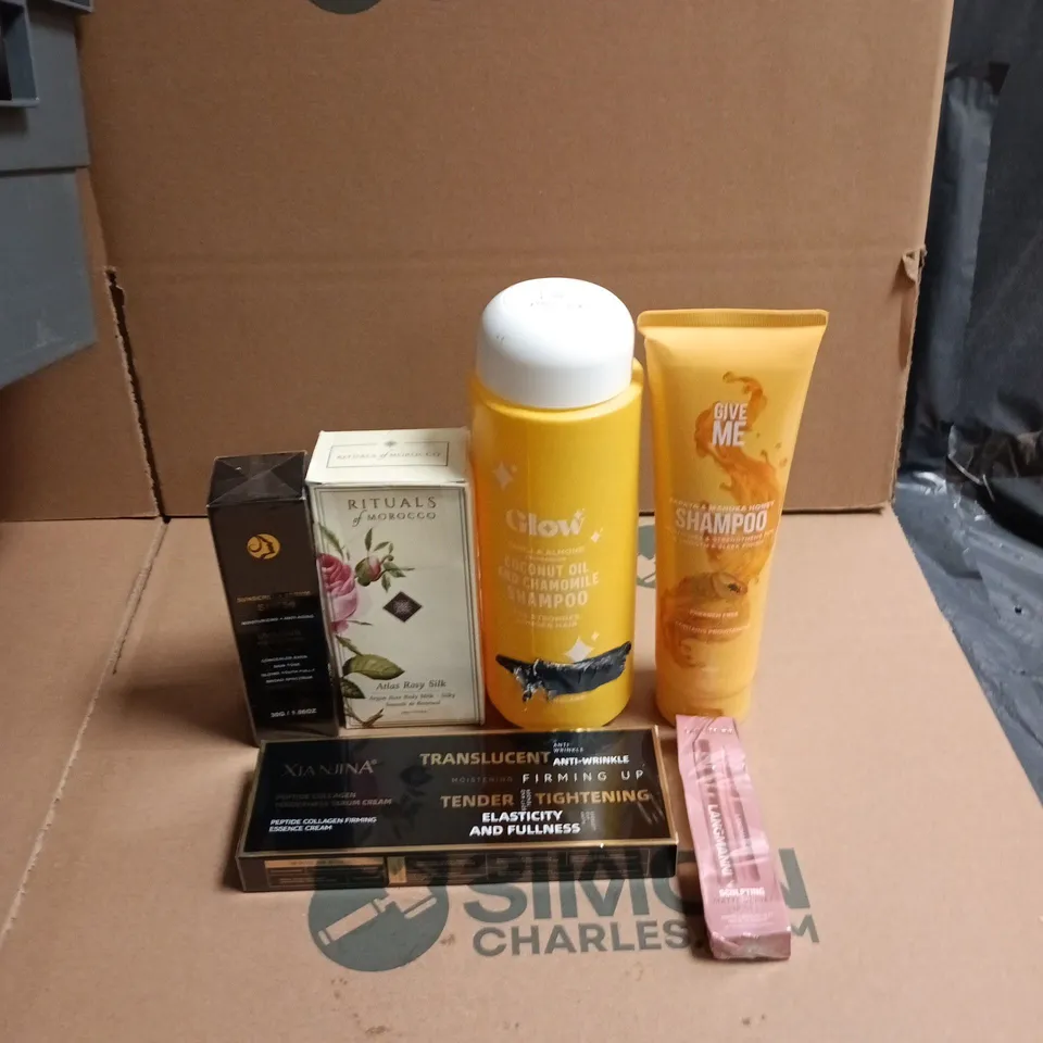 APPROXIMATEY 20 ASSORTED HEALTH AND BEAUTY PRODUCTS TO INCLUDE - GIVE ME SHAMPOO - SUNSCREEN SERUM AND RITUALS OF MORROCCO BODY MILK