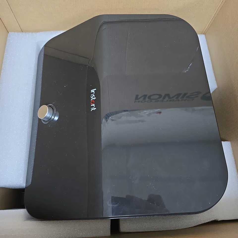BOXED INSTANT VORTEX PLUS AIR FRYER OVEN