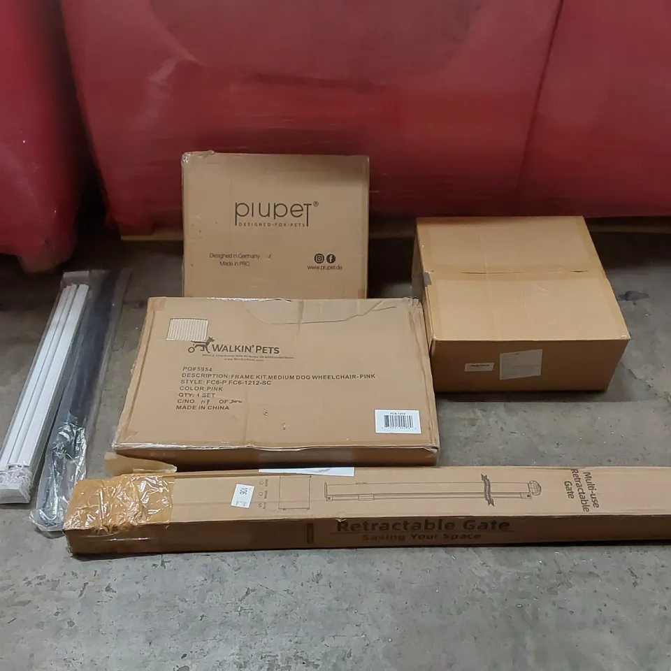 PALLET OF ASSORTED ITEMS INCLUDING: DOG WHEELCHAIR, RETRACTABLE GATE,PRESSURE WASHER SURFACE CLEANER, BLINDS, UMBRELLA ECT