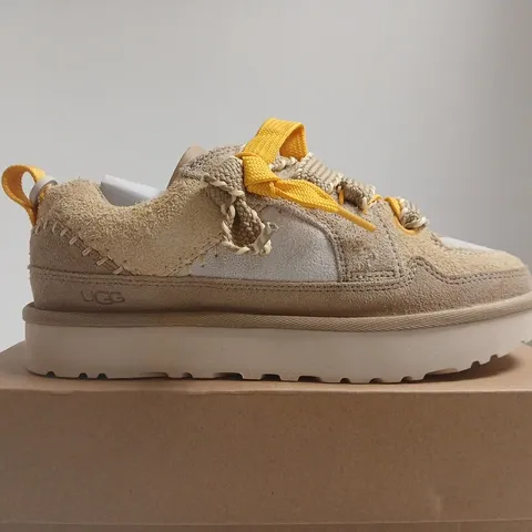 BOXED PAIR UGG WOMEN'S BIARRITZ BEIGE SUEDE TRAINERS – UK 6