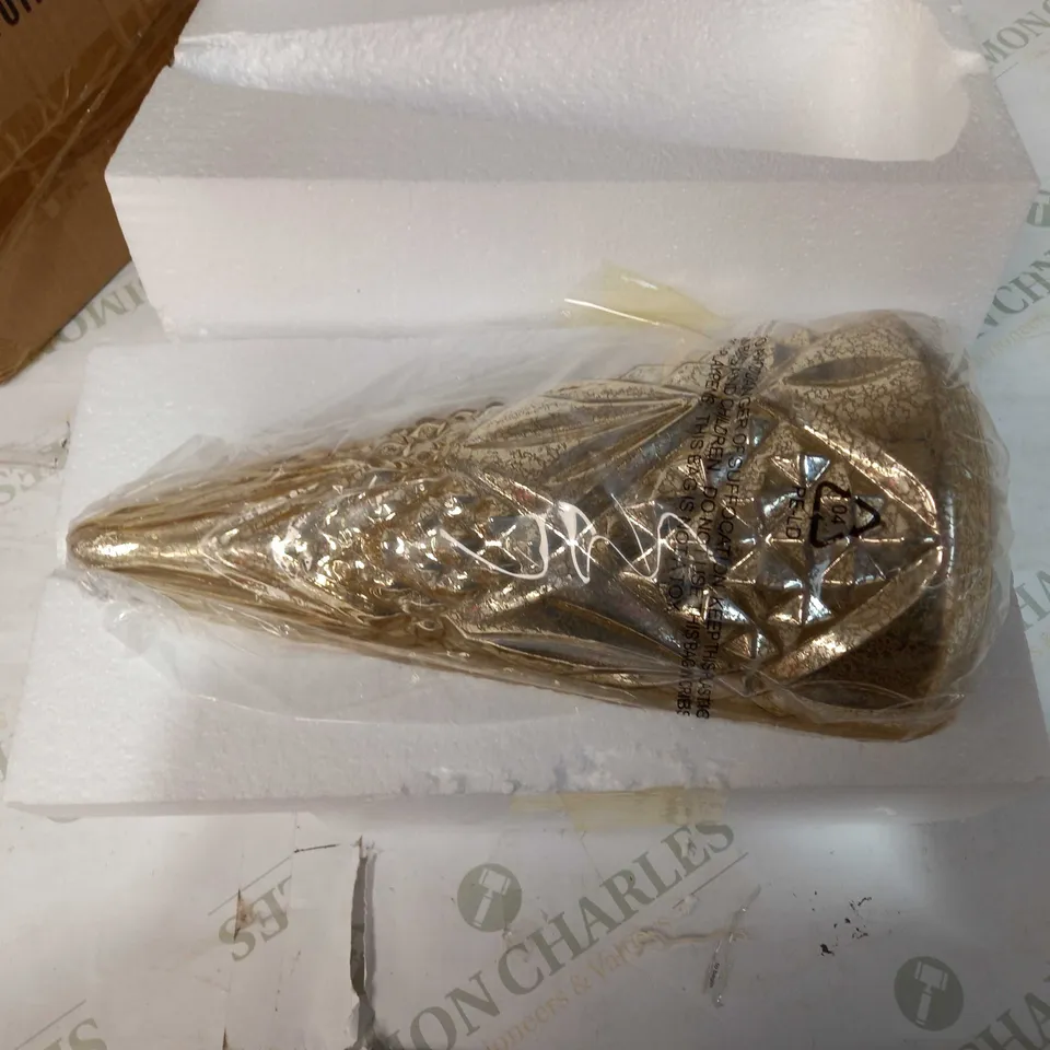 ALISON CORK ROTATING LIGHT MERCURY CUT GLASS DECORATION - CHAMPAGNE GOLD TREE