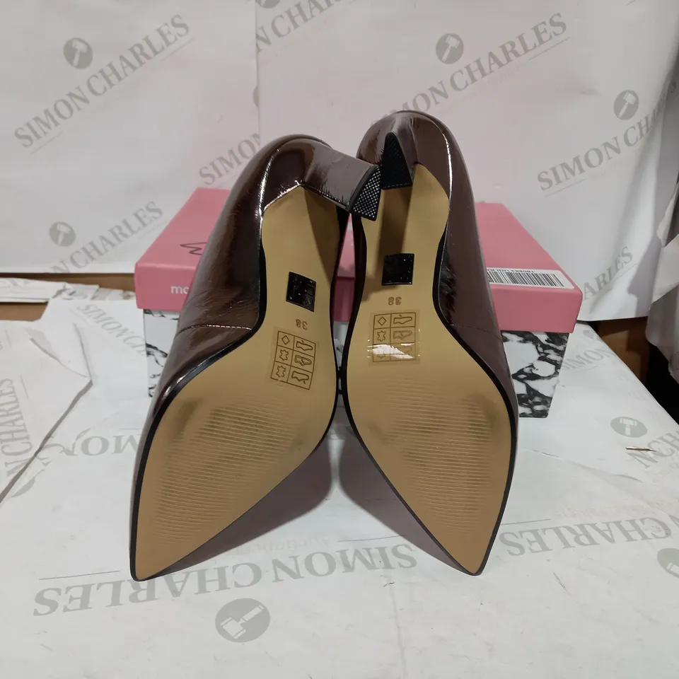 BOXED PAIR OF PEWTER BOOTIE - SIZE 5