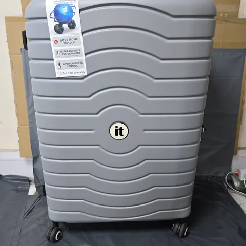 IT LUGGAGE LARGE SUITCASE - SILVER