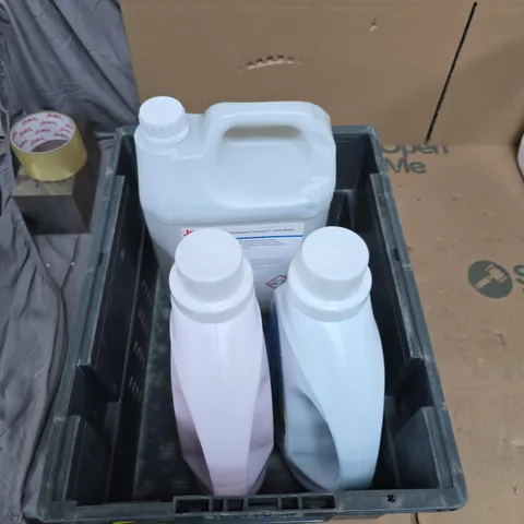 TOTE OF APPROXIMATELY 3 ASSORTED LIQUID ITEMS TO INCLUDE: YAAS CLEAN SEA BREEZE FABRIC CONDITIONER