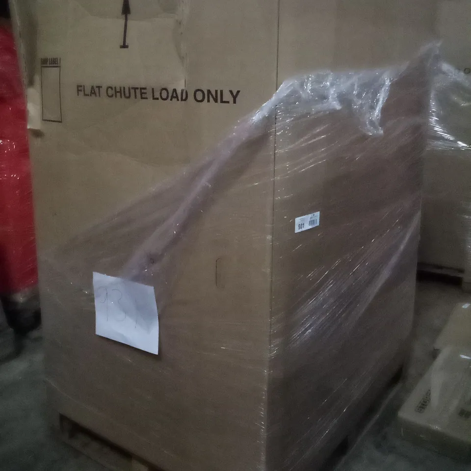 UNPROCESSED PALLET OF ASSORTED HOUSEHOLD GOODS TO INCLUDE FREESTANDING TOWEL DRYER, WHITE FOLDING DESK, AND PATTERNED RUG 120CM