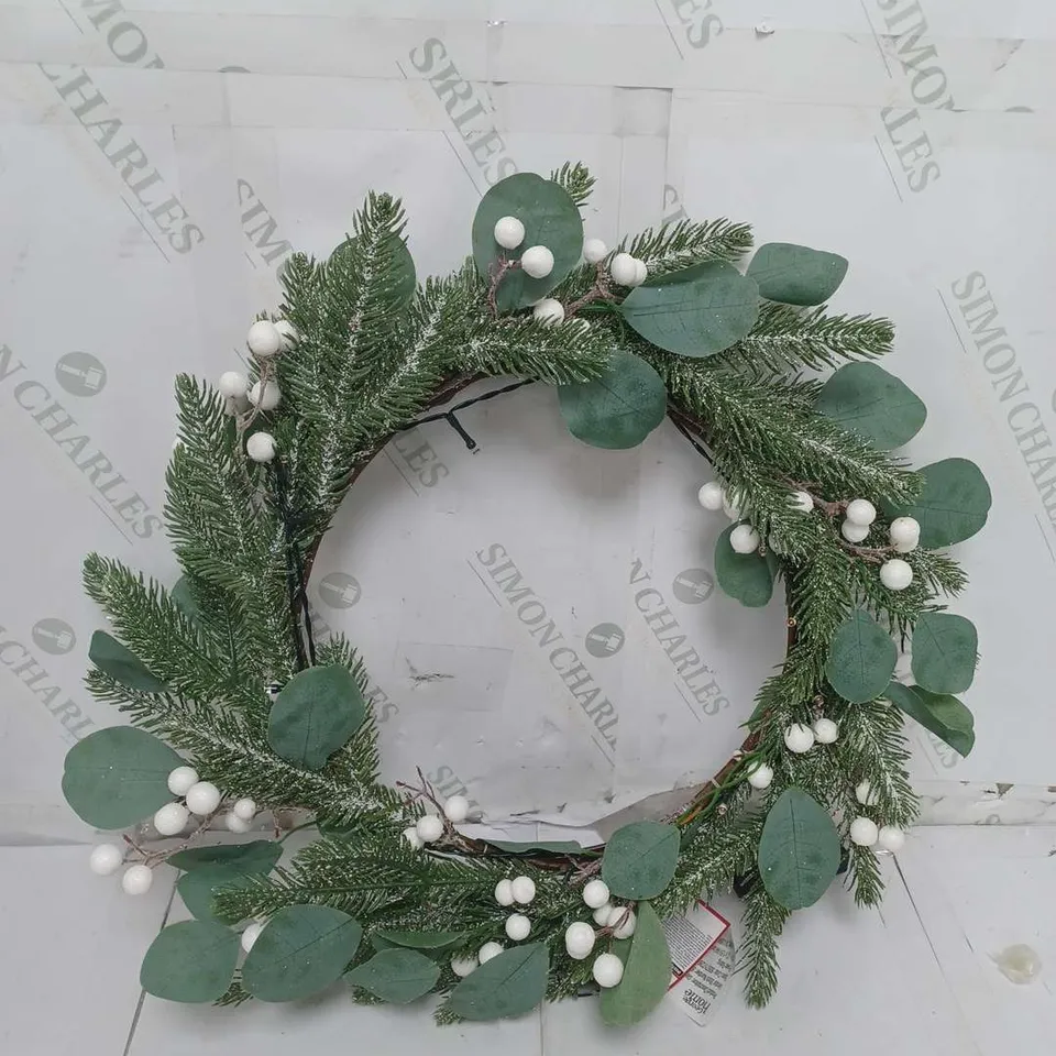 BRAND NEW BOXED GLITTER WREATHS - APPROX 6 PER BOX