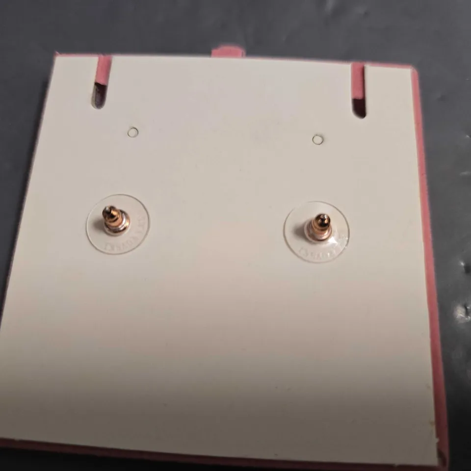 BOXED PAIR OF SWAROVSKI EARRING