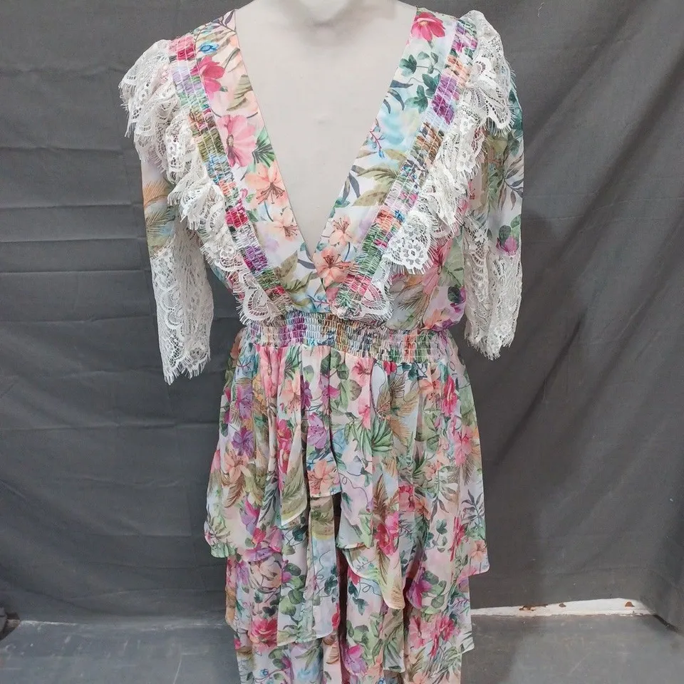 HALE BOB IVORY FLORAL PATTERN DRESS SIZE L