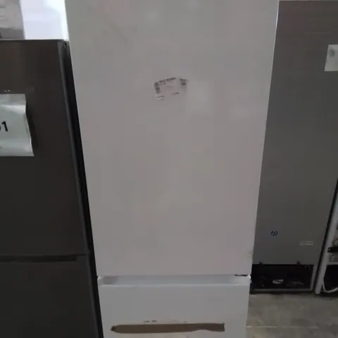 SAMSUNG RB34C600EWW FREESTANDING FRIDGE FREEZER IN WHITE - UNPROCESSED RAW RETURN