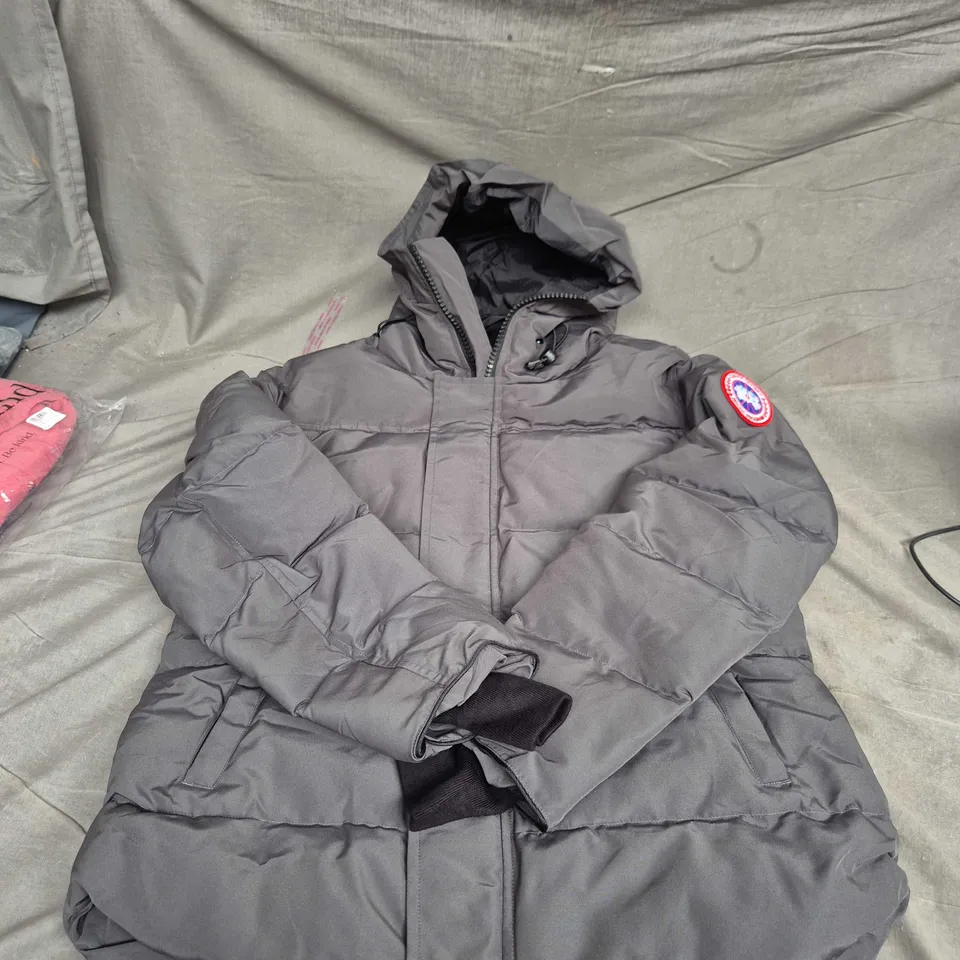 CANADA GOOSE EXPEDITION PARKA FUSION – MEN’S M COAT (UK M)