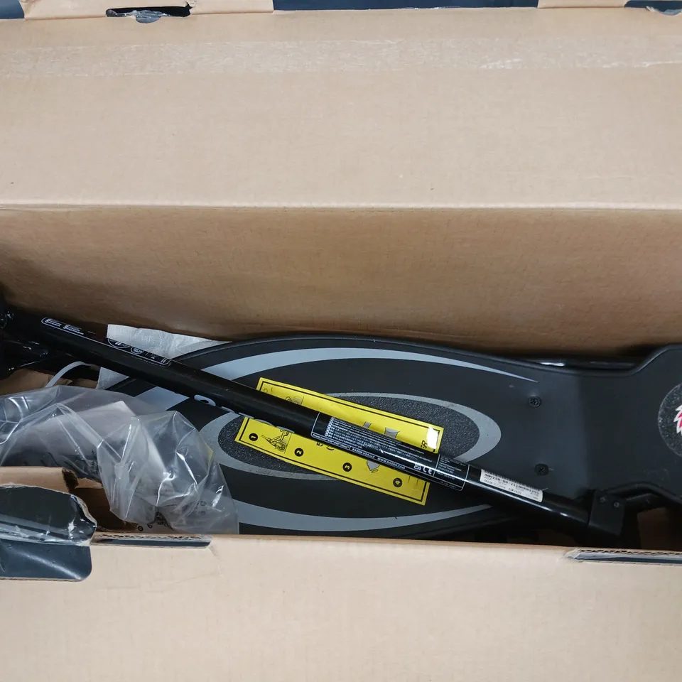 BOXED RAZOR POWERCORE E90 ELECTRIC SCOOTER IN BLACK - COLLECTION ONLY RRP £199.99