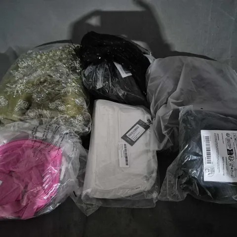 APPROXIMATELY 20 ASSORTED CLOTHING ITEMS IN VARIOUS SIZES, STYLES & COLOURS TO INCLUDE BRANDS SUCH AS CURVY KATE, PRETTY LITTLE THING, ZARA, ETC - COLLECTION ONLY