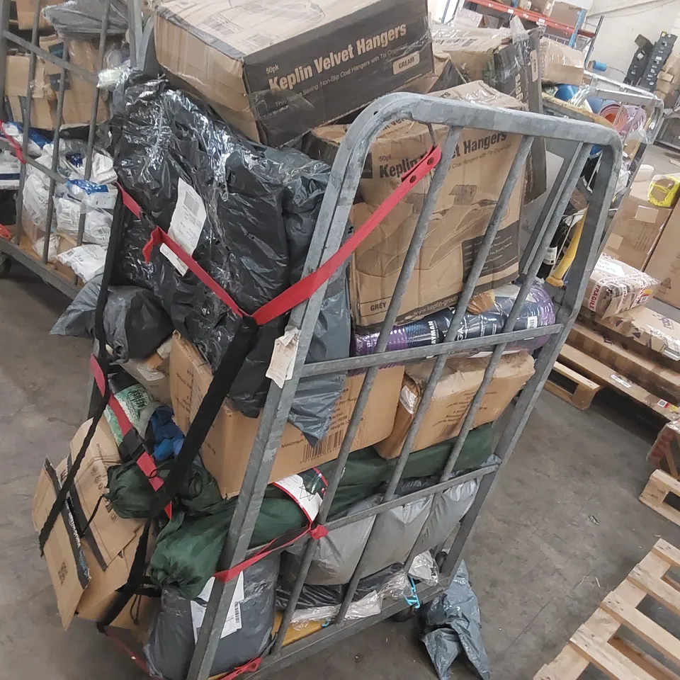 CAGE OF ASSORTED CONSUMER PRODUCTS INCLUDING: CAMPING CHAIRS, COAT HANGERS, PET PADDLING POOLS ECT // CAGE NOT INCLUDED 